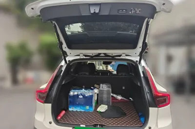 Volvo XC40 2021, 44400 км, за 15749 USD - фото 19