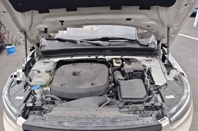Volvo XC40 2021, 44400 км, за 15749 USD - фото 21
