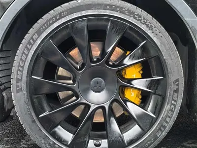 Tesla Model Y 2022, 79000 км, за 22457.51 USD - фото 9
