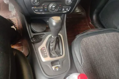 Jeep Cherokee 2017, 80600 км, за 7573 USD - фото 11