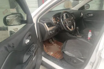 Jeep Cherokee 2017, 80600 км, за 7573 USD - фото 13
