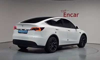 Tesla Model Y 2021, 48057 км, за 26384.38 USD