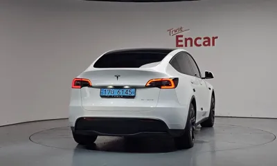 Tesla Model Y 2021, 48057 км, за 26384.38 USD