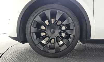 Tesla Model Y 2021, 48057 км, за 26384.38 USD
