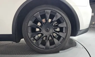 Tesla Model Y 2021, 48057 км, за 26384.38 USD - фото 21