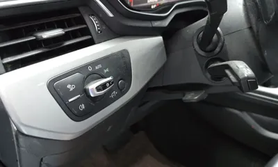 Audi A4 2016, 229351 км, за 4551.67 USD - фото 15