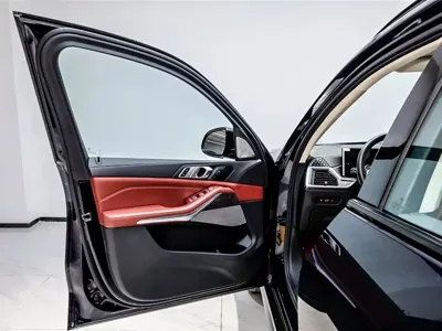 BMW X5 2024, 13799 км, за 62620.58 USD - фото 8