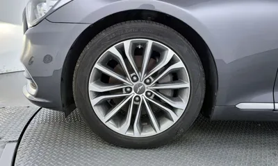 Genesis G80 2018, 105013 км, за 12487.61 USD