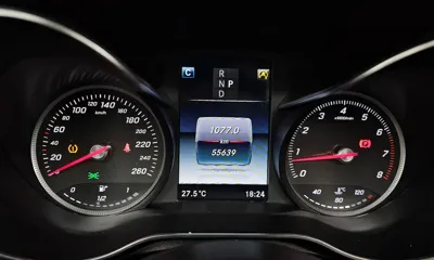 Mercedes-Benz C-Class 2017, 55639 км, за 15360.38 USD - фото 8