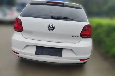 Volkswagen Polo 2016, 90500 км, за 6941 USD