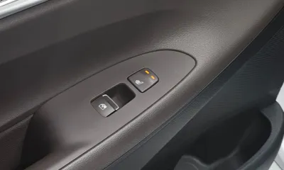 Hyundai Grandeur 2020, 59189 км, за 14651.29 USD - фото 27