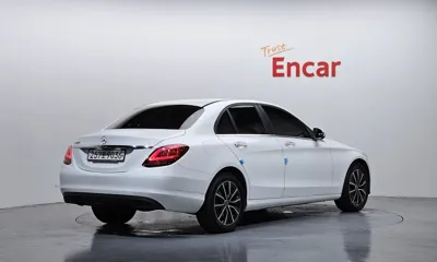 Mercedes-Benz C-Class 2020, 76893 км, за 13456.74 USD