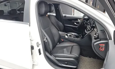 Mercedes-Benz C-Class 2020, 76893 км, за 13456.74 USD - фото 26