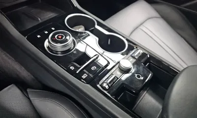 Kia K5 2025, 4794 км, за 18762.22 USD - фото 9