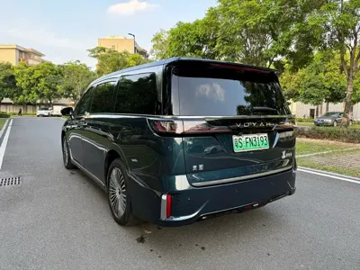 Voyah Dreamer 2024, 17400 км, за 41170.48 USD
