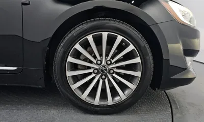 Kia K7 2012, 163130 км, за 2644.11 USD