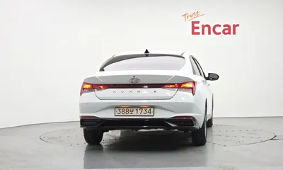 Hyundai Avante 2022, 73266 км, за 10097.73 USD