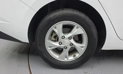 Hyundai Avante 2022, 73266 км, за 10097.73 USD