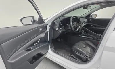 Hyundai Avante 2022, 73266 км, за 10097.73 USD - фото 10