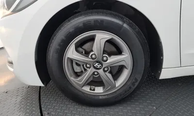 Hyundai Avante 2017, 107999 км, за 5726.39 USD