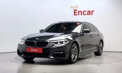 BMW 5-Series · 2018 год