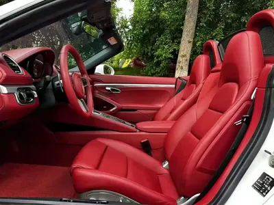 Porsche 718 2018, 40000 км, за 33254.21 USD