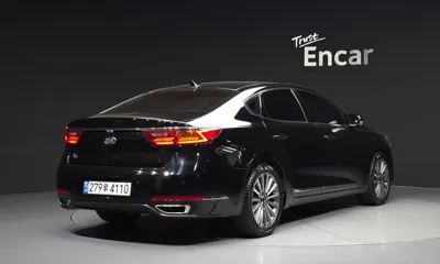 Kia K7 2017, 171773 км, за 5798.05 USD