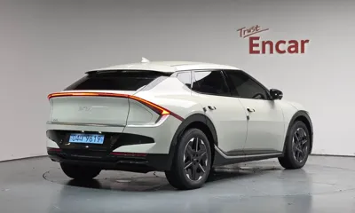 Kia EV6 2025, 5688 км, за 27687.31 USD