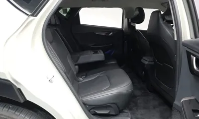 Kia EV6 2025, 5688 км, за 27687.31 USD - фото 11