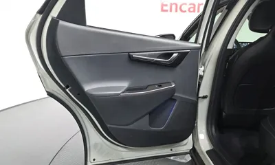 Kia EV6 2025, 5688 км, за 27687.31 USD - фото 25