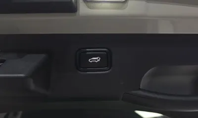 Kia EV6 2025, 5688 км, за 27687.31 USD - фото 32