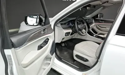 Jeep Cherokee 2021, 79131 км, за 23790.34 USD - фото 10