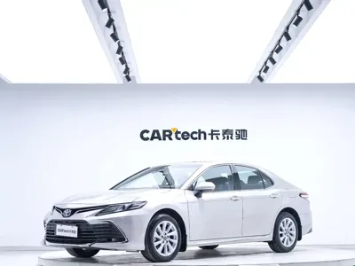 Toyota Camry · 2024 год