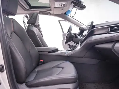 Toyota Camry 2024, 12100 км, за 15302.82 USD - фото 22