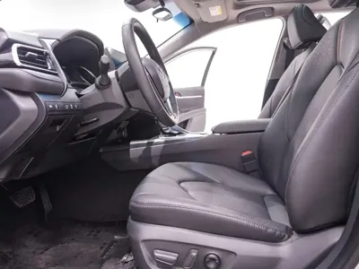 Toyota Camry 2024, 12100 км, за 15302.82 USD - фото 26