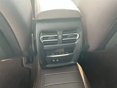 BMW 3 Series 2020, 49000 км, за 16792.23 USD - фото 24