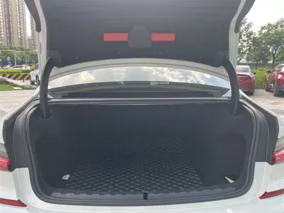 BMW 3 Series 2020, 49000 км, за 16792.23 USD - фото 28