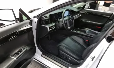 Hyundai Grandeur 2023, 46481 км, за 18807.93 USD - фото 11