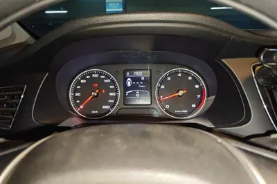 Roewe 360 2018, 53600 км, за 3143 USD - фото 11