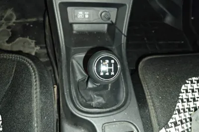 Roewe 360 2018, 53600 км, за 3143 USD - фото 14