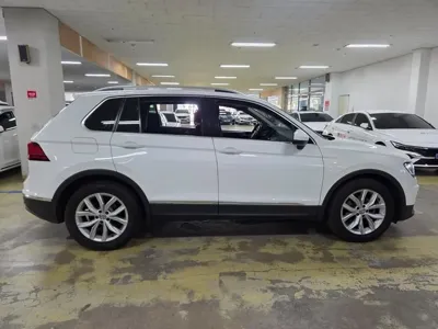 Volkswagen Tiguan 2018, 107553 км, за 12012.6 USD
