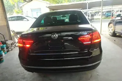 Volkswagen Passat 2015, 127100 км, за 7893 USD