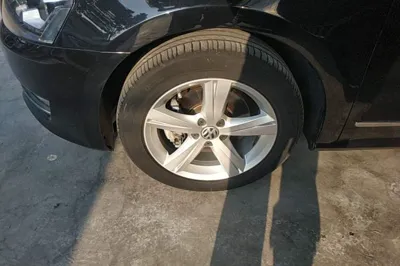 Volkswagen Passat 2015, 127100 км, за 7893 USD - фото 10