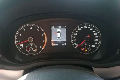 Volkswagen Passat 2015, 127100 км, за 7893 USD - фото 14