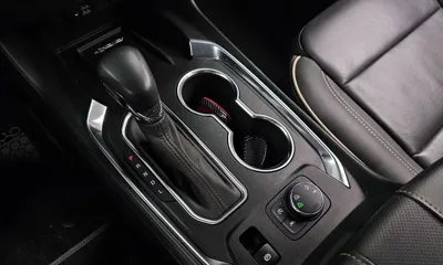 ChevroletGMDaewoo Traverse 2022, 44610 км, за 21347.86 USD - фото 9