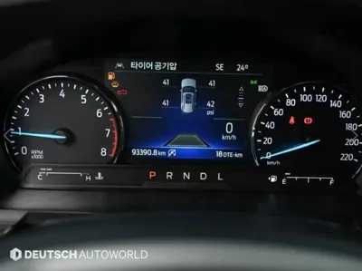 Ford Explorer 2022, 93387 км, за 17585.66 USD - фото 8