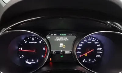 Kia Canival 2019, 169341 км, за 8990.23 USD - фото 8