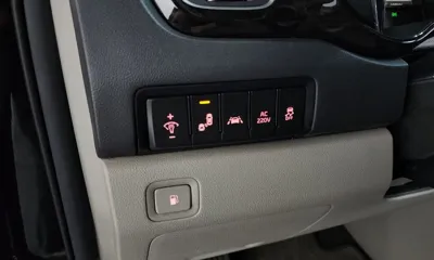 Kia Canival 2019, 169341 км, за 8990.23 USD - фото 20