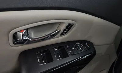 Kia Canival 2019, 169341 км, за 8990.23 USD - фото 32
