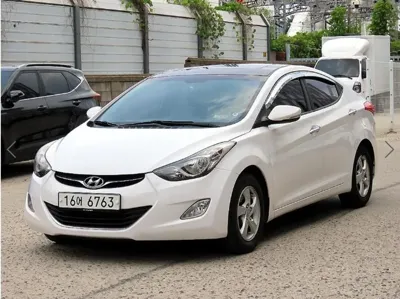 Hyundai Avante 2012, 126666 км, за 2619.14 USD